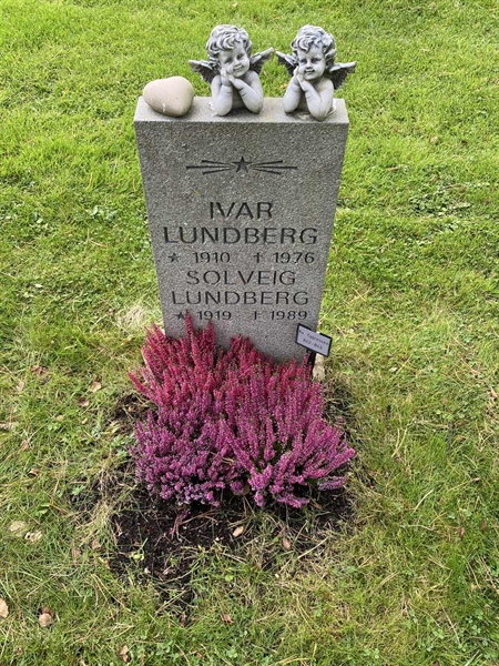 Gravnummer: 2 C   842-843