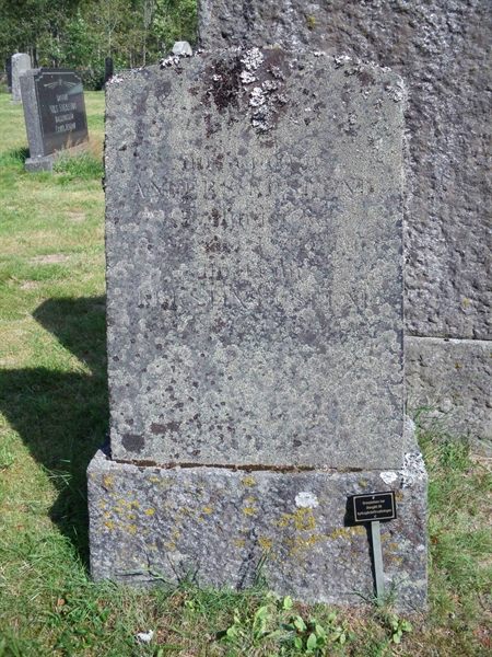 Grave number: SB 08     6