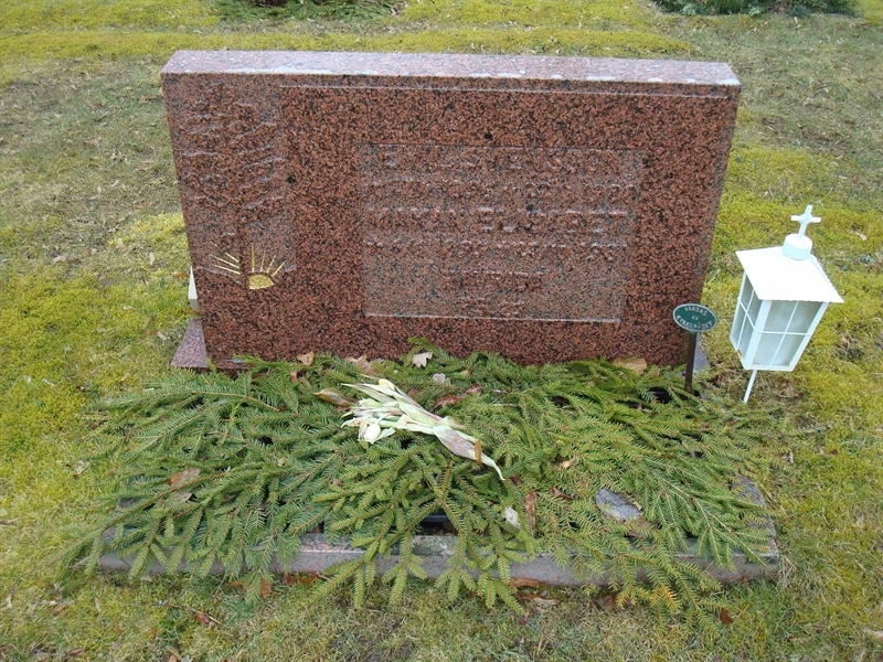 Grave number: BR D   409, 410