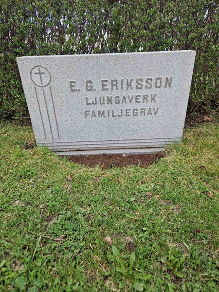 Grave number: 501 09 1431-1433