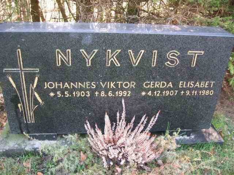 Grave number: 1 GF 06    326-327