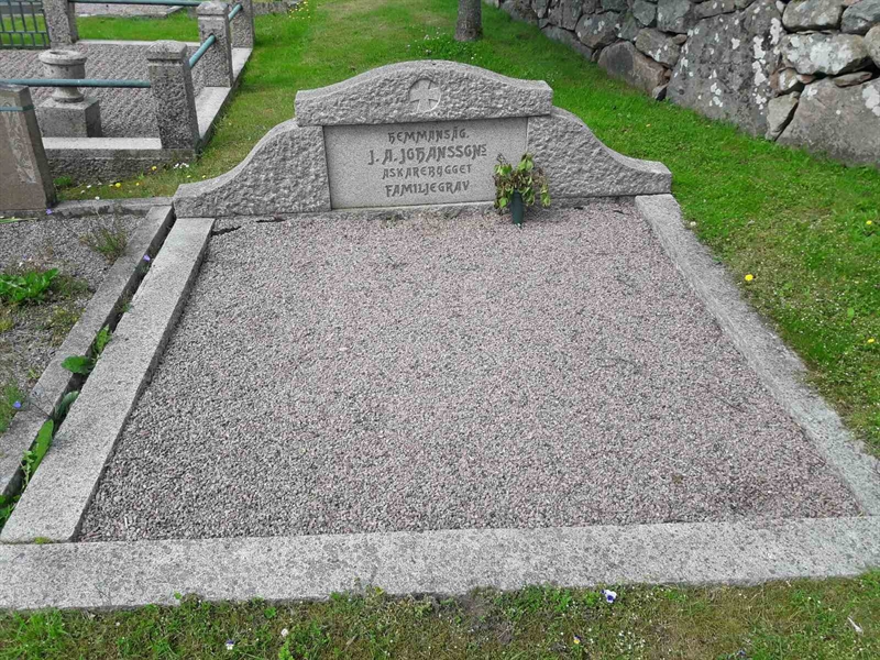 Grave number: BR G    97