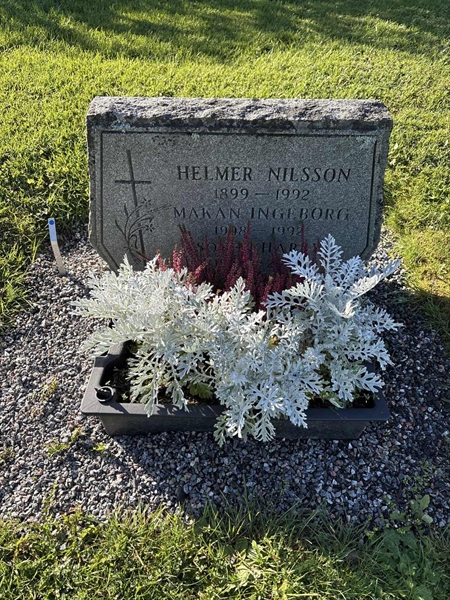 Grave number: 4 N NC    54-56