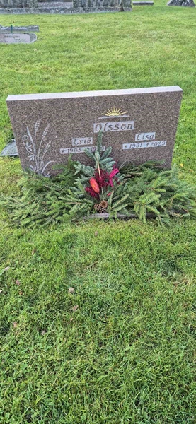 Hautatunnus: KN 01   139