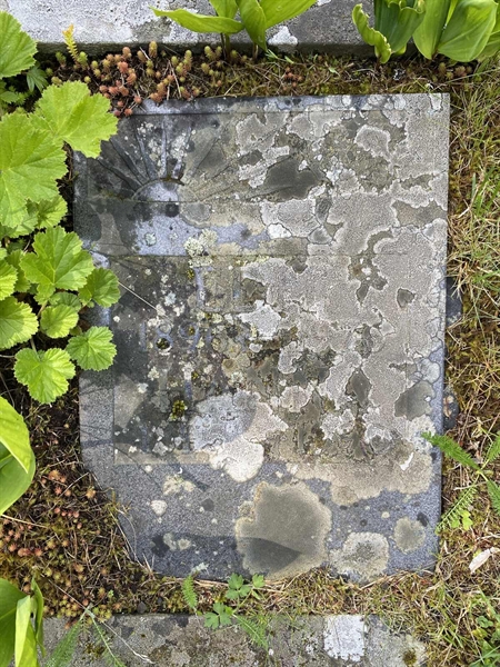 Grave number: 1 14    120, 121
