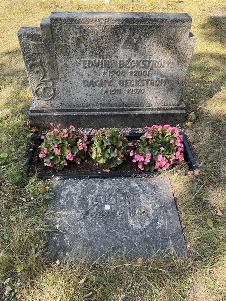 Grave number: Ö 03    13.