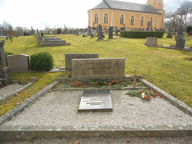 Grave number: NÅ G4   234, 235, 236