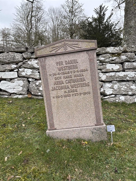 Grave number: G E 11