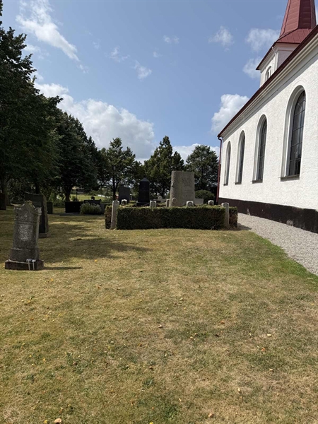 Grave number: SP A   394, 395