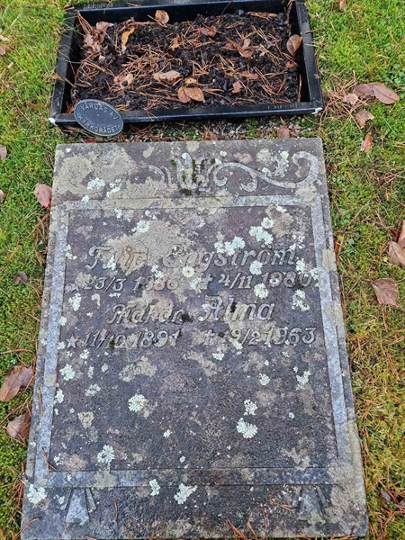 Grave number: 1 KV.2 1    13