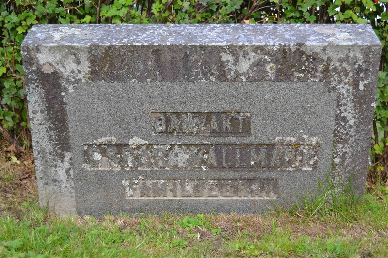 Grave number: 1 F   890