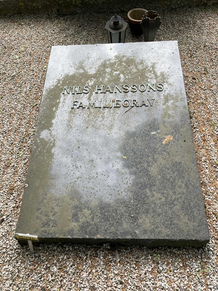 Grave number: Ö 18y    44, 45, 46