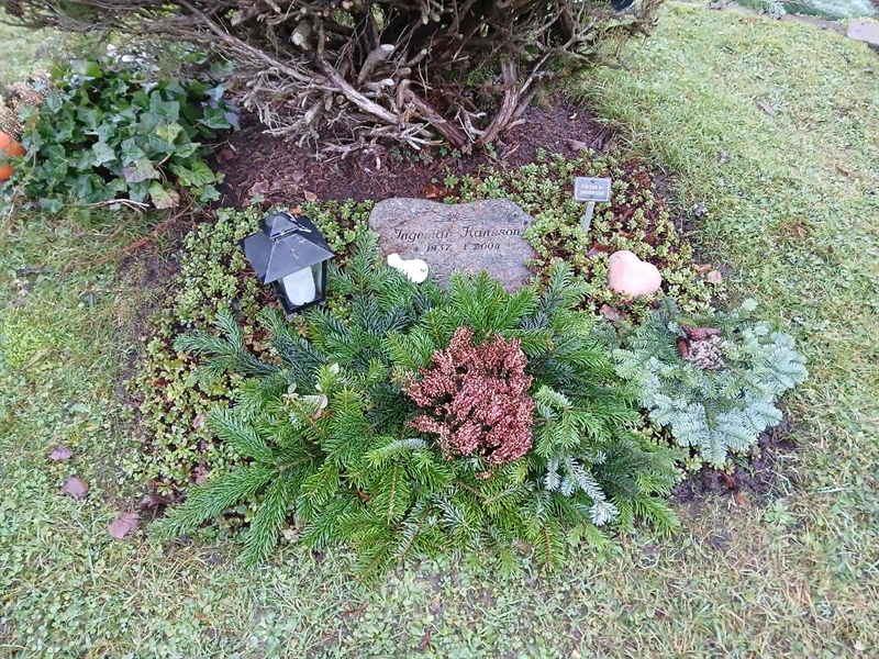 Grave number: FE K    89