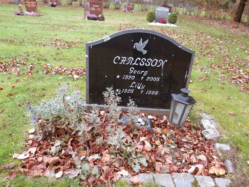 Grave number: HNB I    95