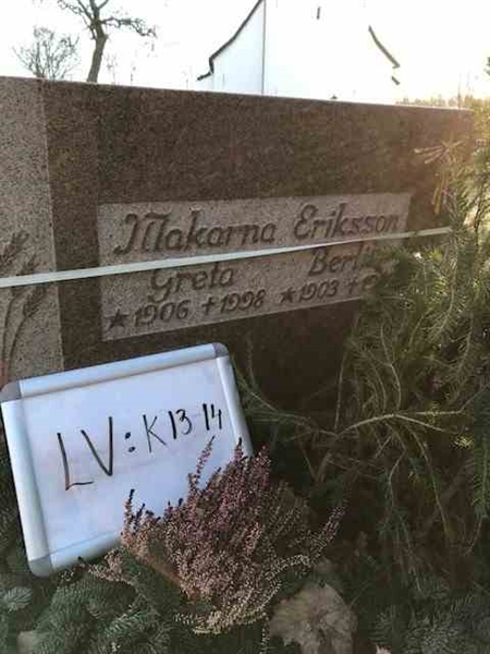 Grave number: LV K    13, 14