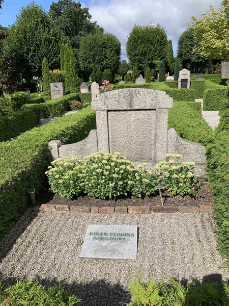 Grave number: NK VIII    52