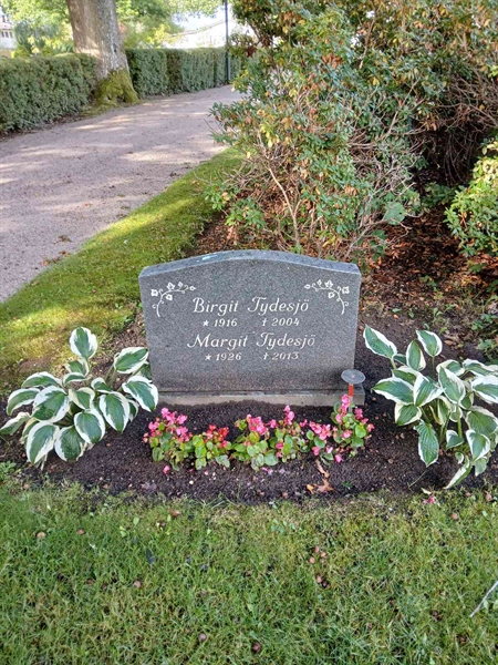 Grave number: ÖB 29    78, 79