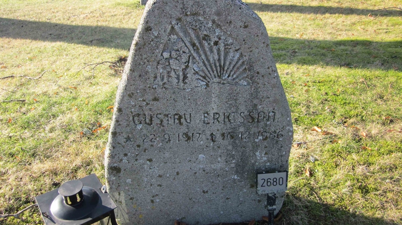 Grave number: KG G  2680