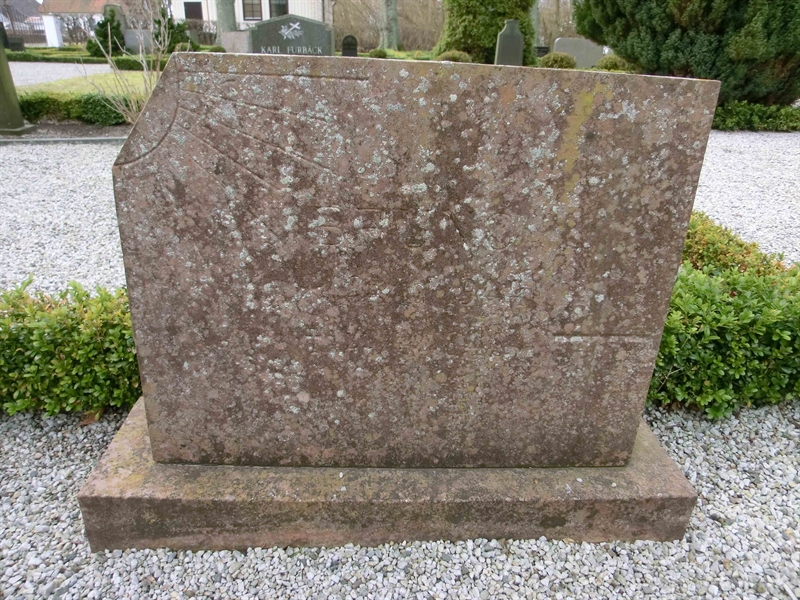Grave number: LB E 077-078