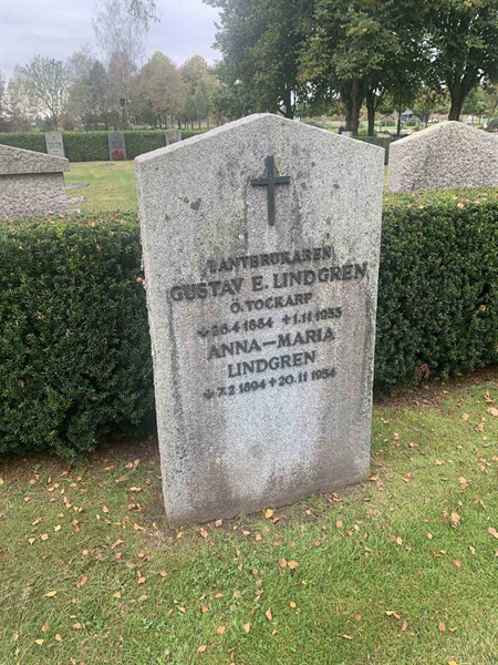 Grave number: VK A   195, 196