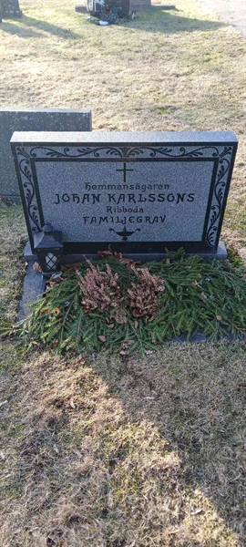 Hautatunnus: 3 Nya E   105-106