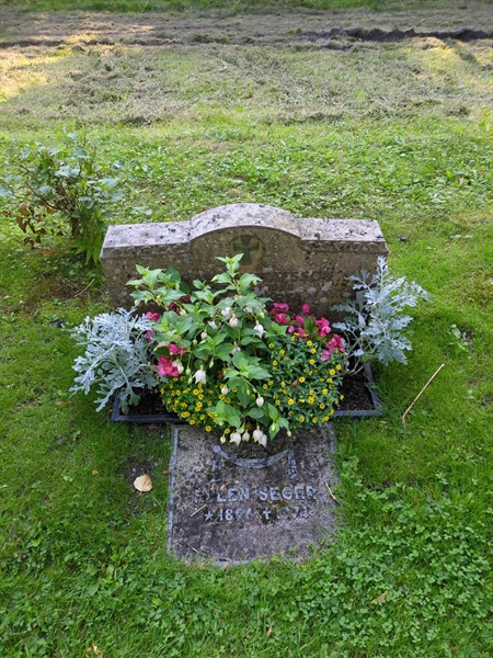 Grave number: 1 15    75-76