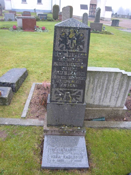 Grave number: VM E    32, 33, 34, 35