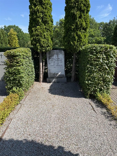 Grave number: NK B    35