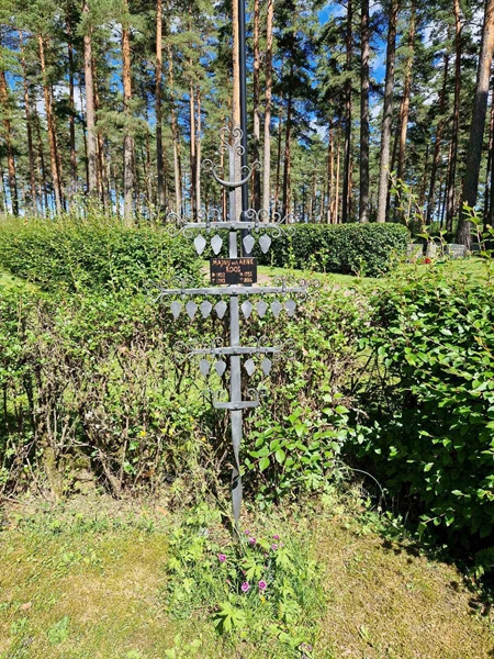 Gravnummer: 1 KV.8   389