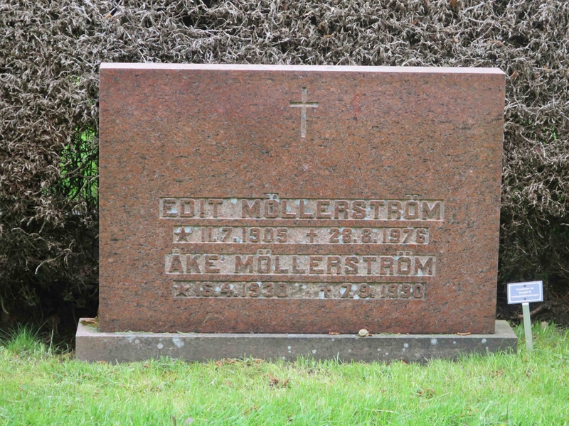 Grave number: HÖB 70H   211