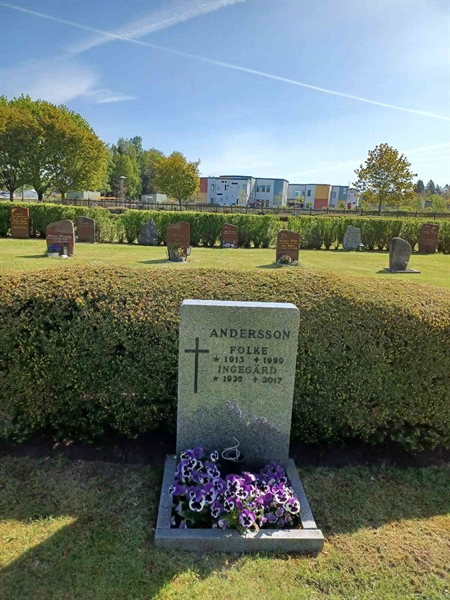 Grave number: OS ÖK 266, 267