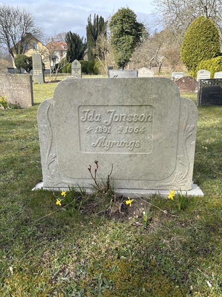 Grave number: LI 68