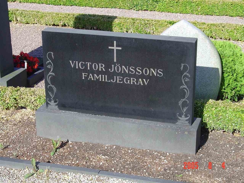 Grave number: GL NORR 03 15