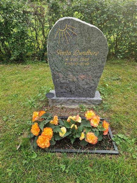 Grave number: 1 KV.1    84