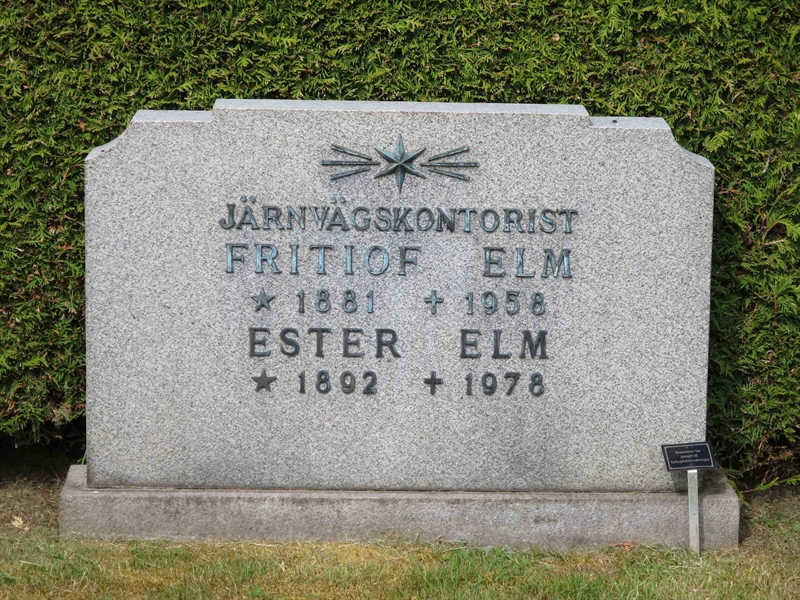 Grave number: HÖB 48    31
