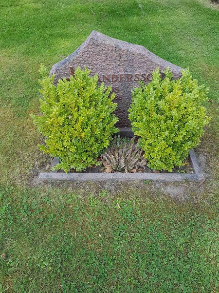 Grave number: 01  3957