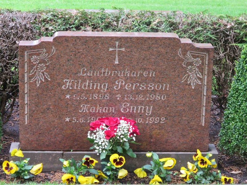 Grave number: HÖB 71   124