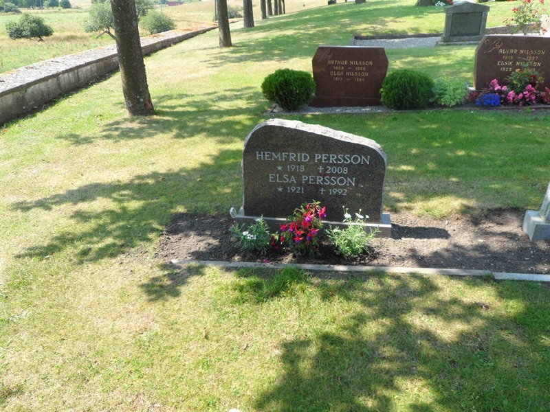 Grave number: ÖV E    31