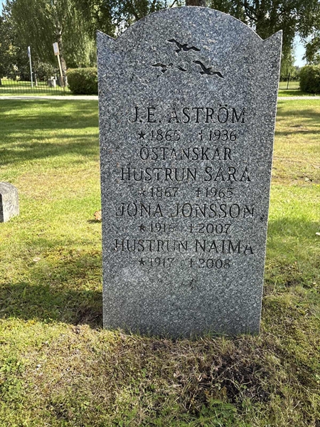 Grave number: IN 08   271