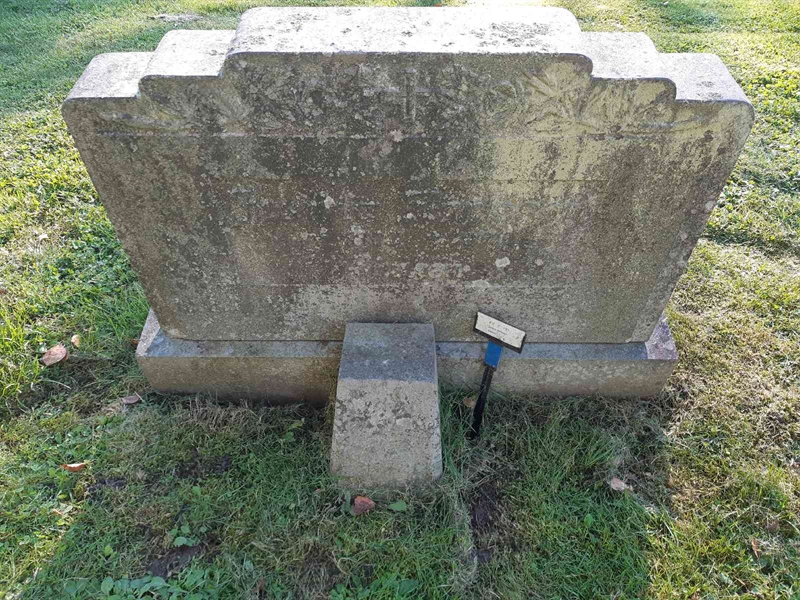 Gravnummer: Fr 7   131