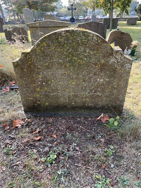 Grave number: Ö 06    24.A-B