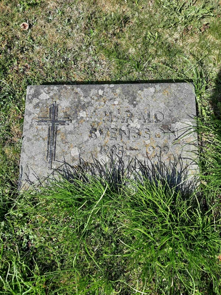 Grave number: VN B   135-136