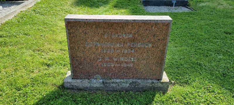 Grave number: SK 1 03  302