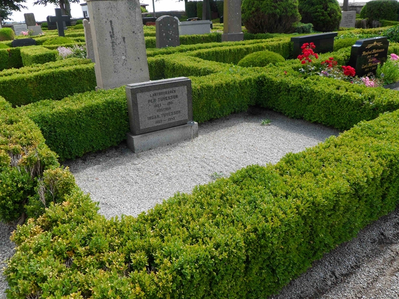 Grave number: HK 2    55