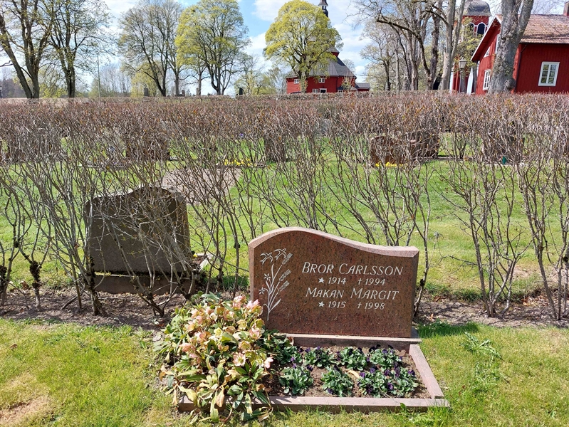 Grave number: HÖ 7    5, 6