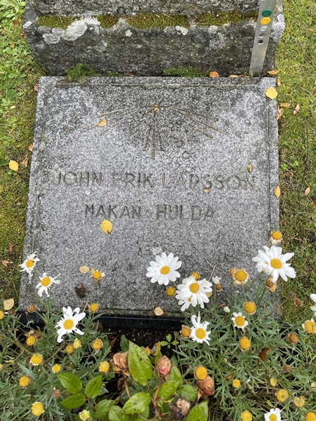 Grave number: MV II    52