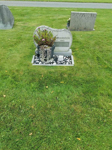 Grave number: F NYA  1784