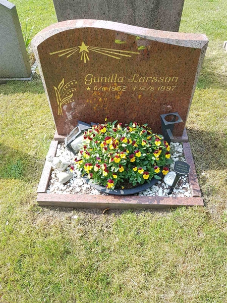 Grave number: 01  4076