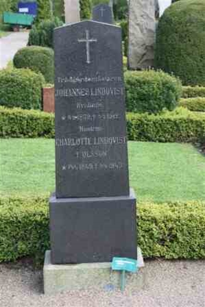 Grave number: KV 2 GNB     1, 2