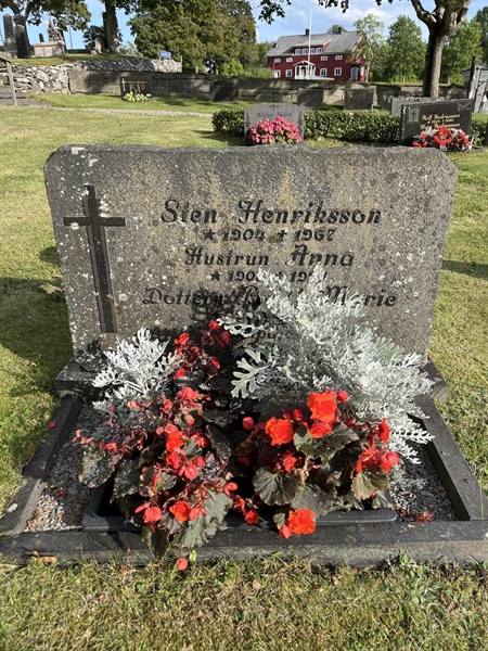 Gravnummer: Lax mell Kv3    36+37